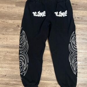 VLONE graphic-print elasticated-cuff sweatpants Size M